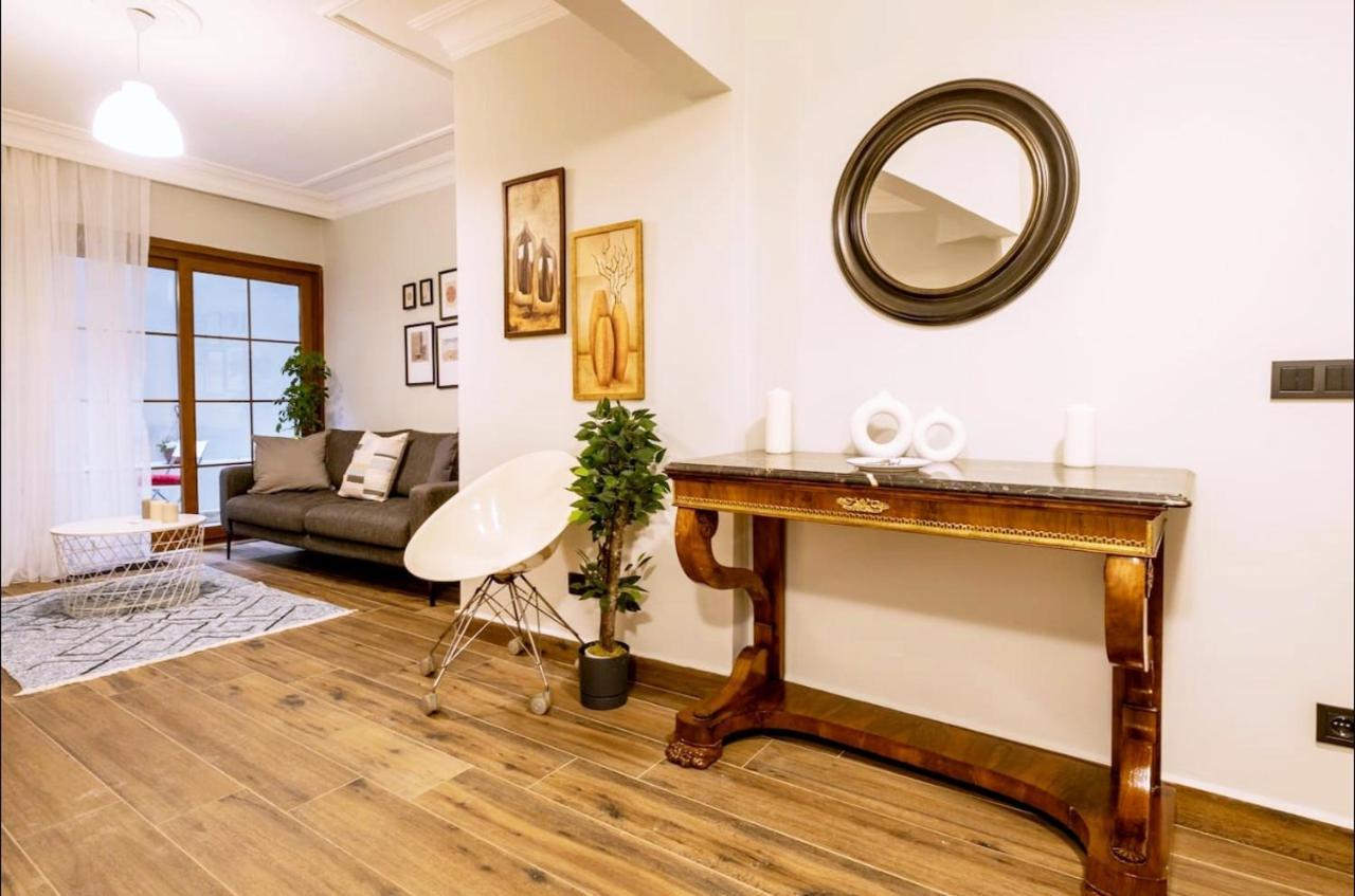 Spacious And Comfy 2Br In The Heart Of Cihangir Apartment Istanbul Bagian luar foto